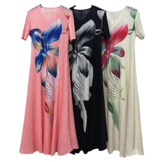 Pleated Floral Relaxed Fit Maxi Dress