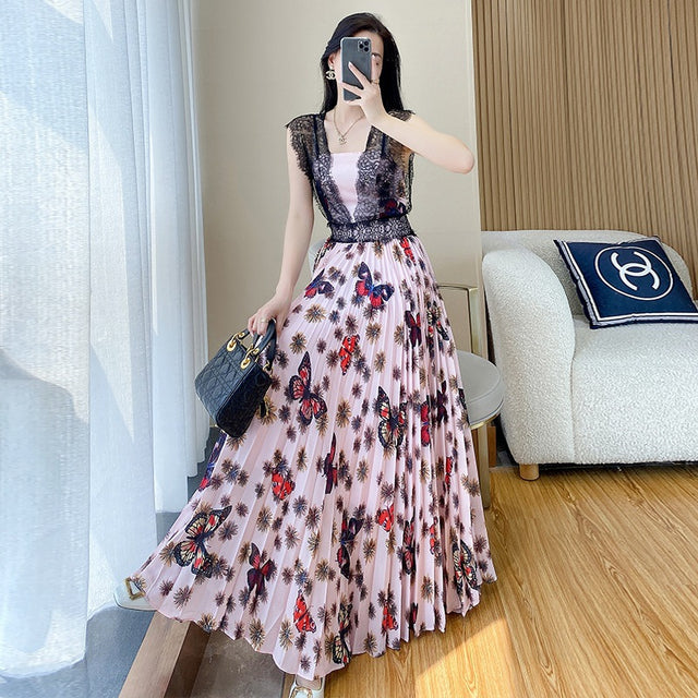 Lace Panel Butterfly Print Pleated Maxi Dress